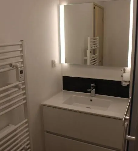 Appt 4 Pers Avec Parking Privé Gratuit Appartement *